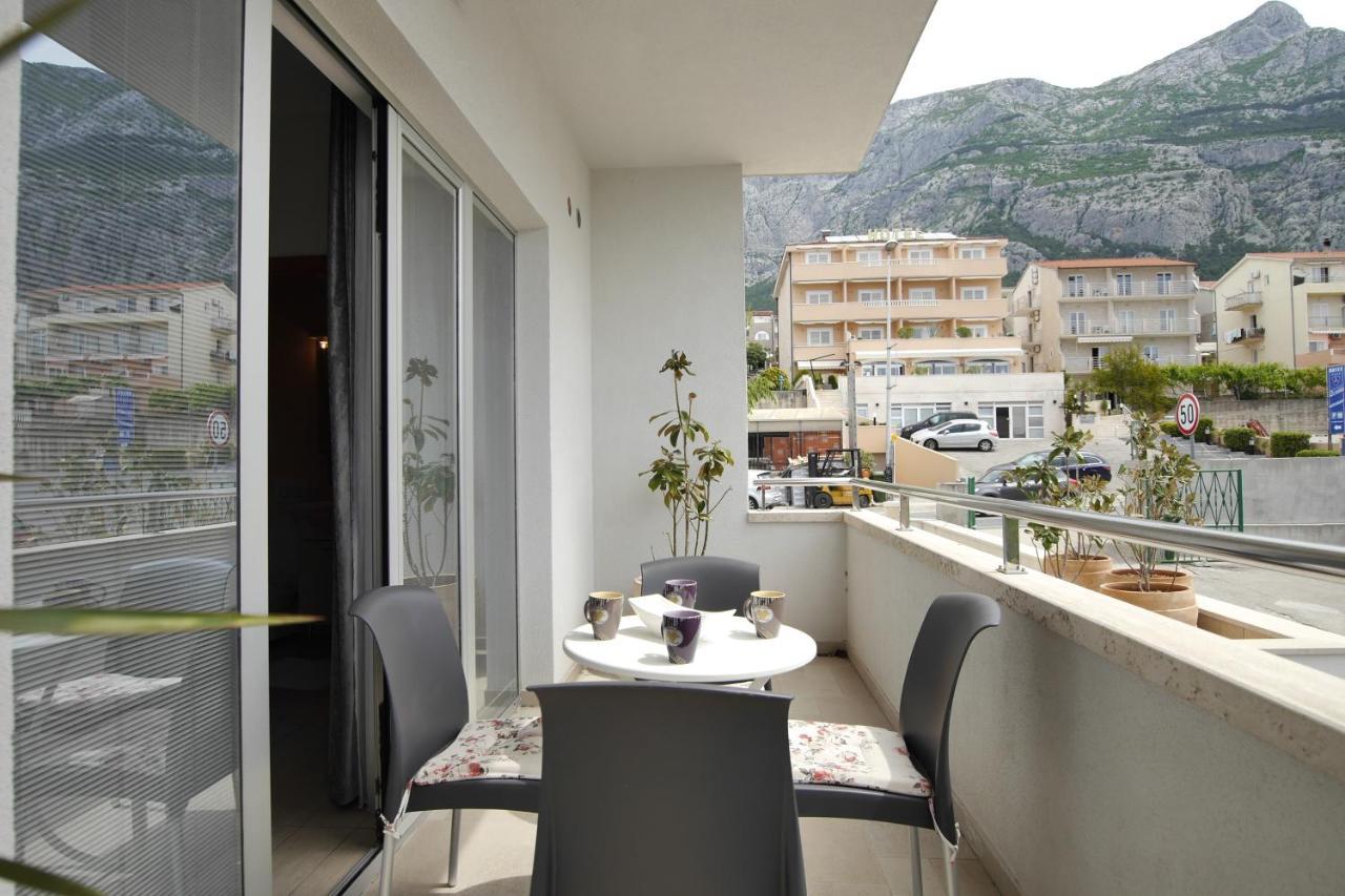Apartments Mario Migros Makarska Bagian luar foto