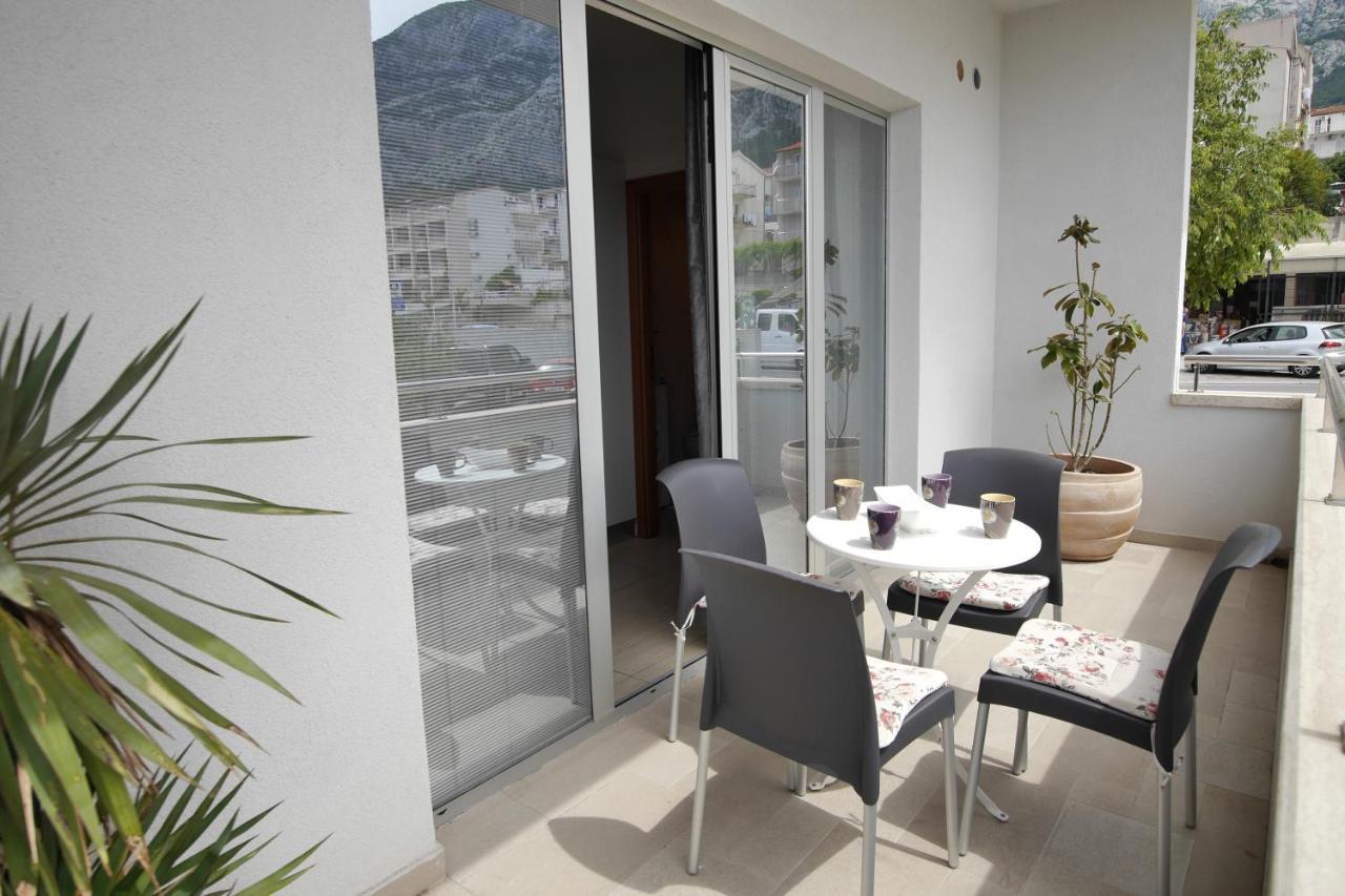 Apartments Mario Migros Makarska Bagian luar foto