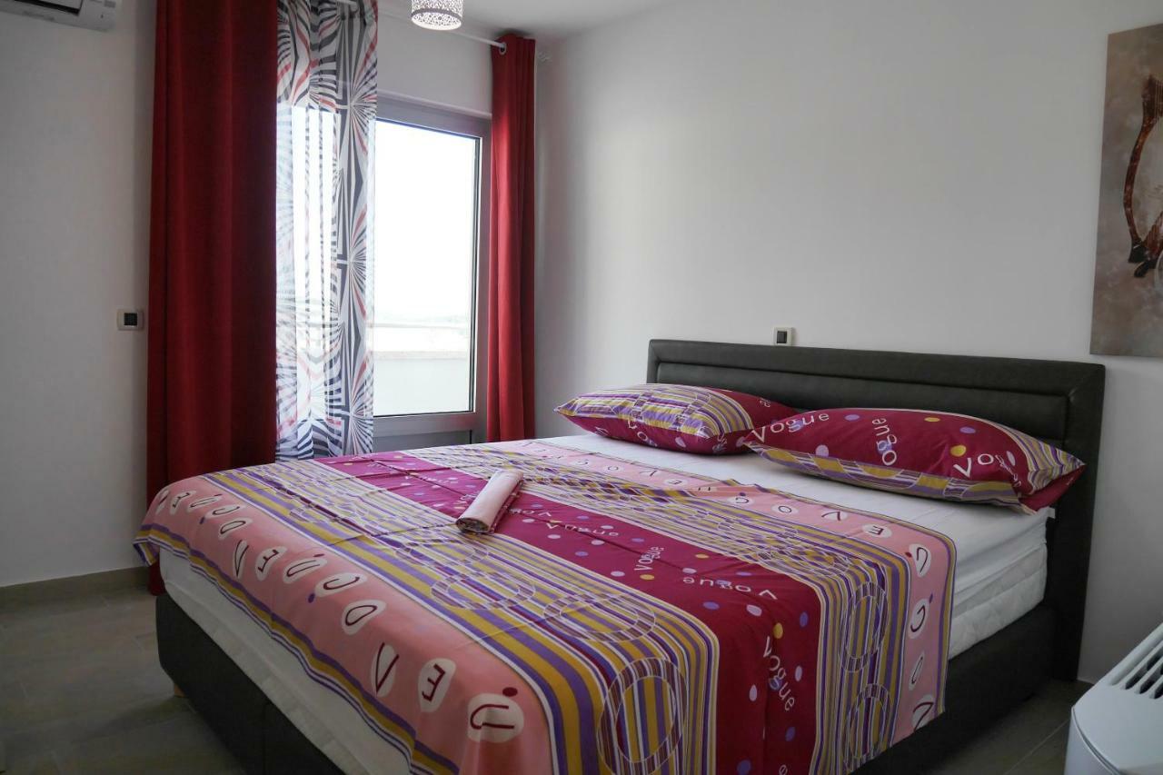 Apartments Mario Migros Makarska Bagian luar foto