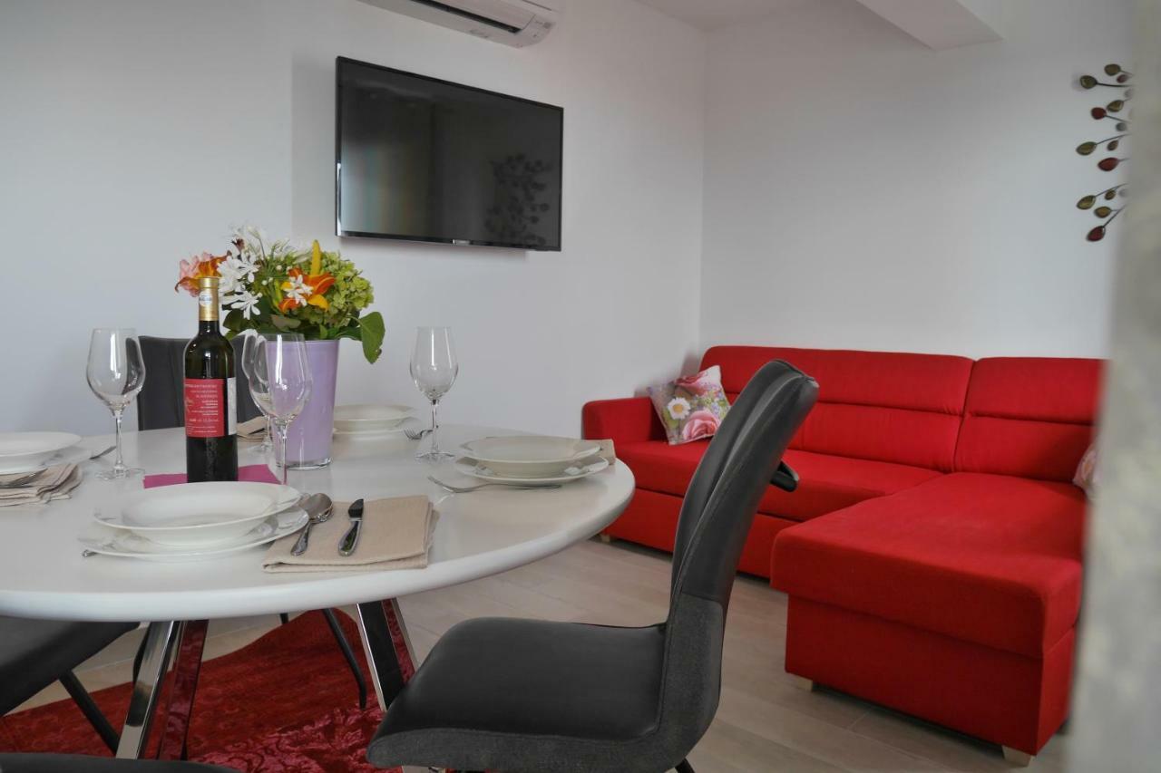 Apartments Mario Migros Makarska Bagian luar foto